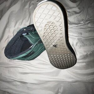 Vans Green and Black Athletic Shoes